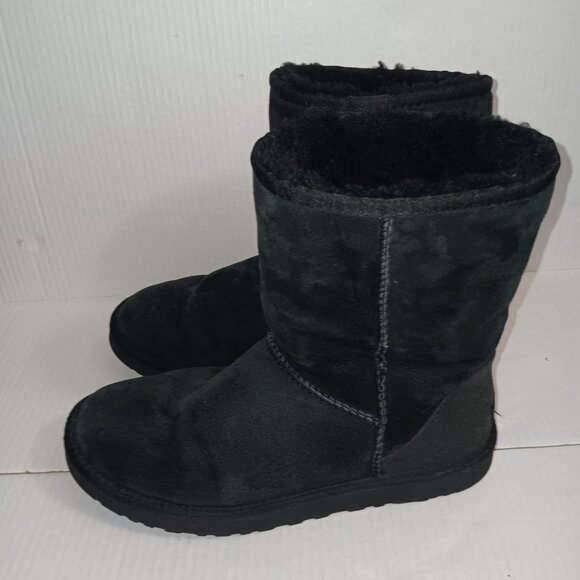 UGG WOMEN'S CLASSIC SHORT BOOTS - Picture 4 of 10